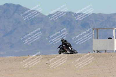 media/Dec-07-2025-CVMA (Sun) [[3e7d2de5dc]]/Race 5-Formula UL-CVMA Hooligans-American Thunder/